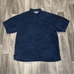 TOMMY BAHAMA BLUE HAWAIIAN PRINTED PALM TREES SILK BUTTON UP